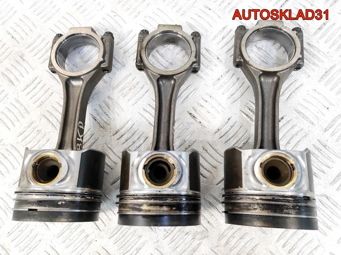 Поршень с шатуном VW Passat B6 2.0 BKP Дизель