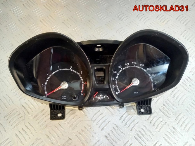 Панель приборов Ford Fiesta MK6 18A6T10849AG