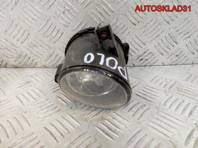 Фара противотуманная правая VW Polo 4 6Q0941700