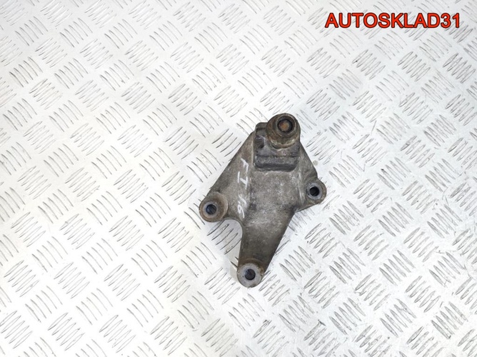 Кронштейн левый МКПП  Ford Focus 1 98AB7M125CG