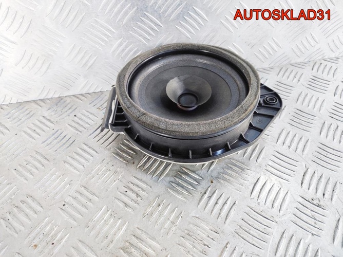 Динамик задней двери Opel Astra J 13308350