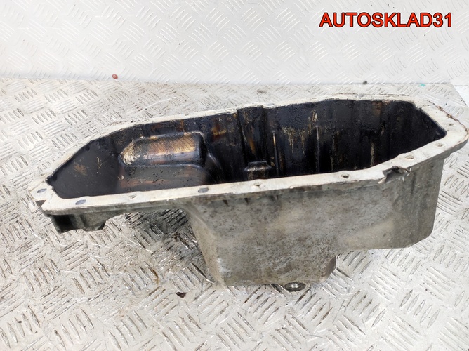 Поддон двигателя VW Polo 1,4 BKY 032103603N Бензин