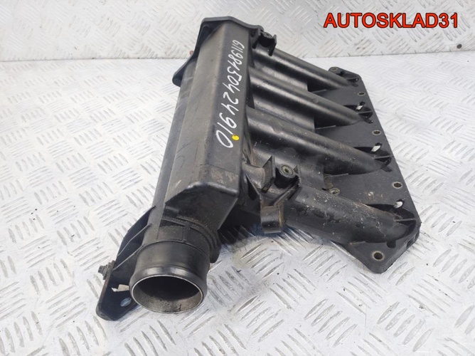 Коллектор впускной Mercedes Vito W638 A6110903337