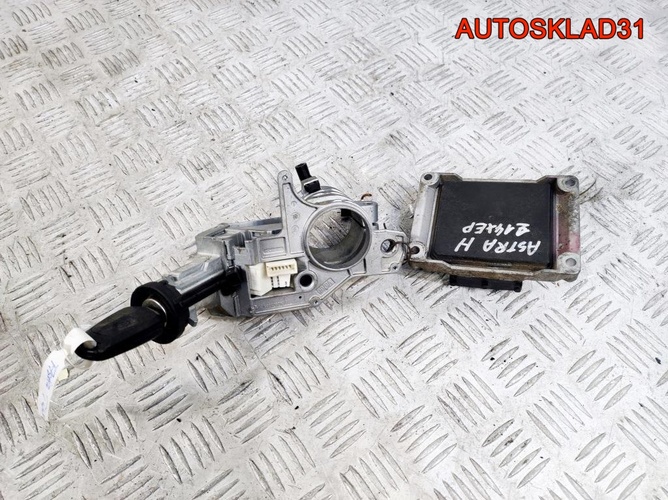 ЭБУ Комплект Opel Astra H Z14XEP 55558787 Бензин
