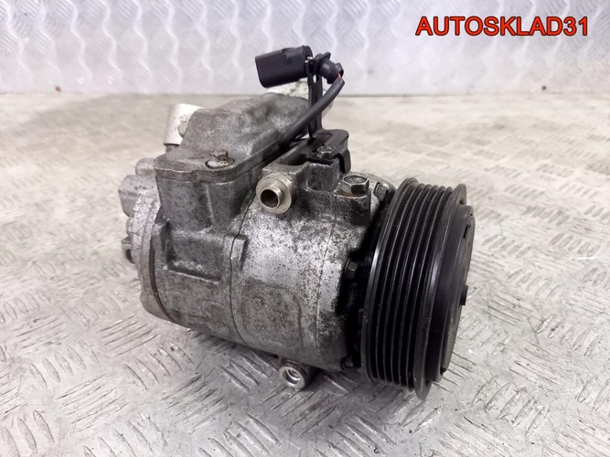 Компрессор кондиционера Volkswagen Polo 6Q0820808E