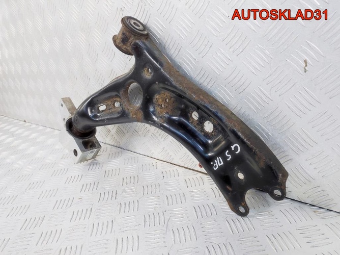 Рычаг передний правый VW Golf 5 1K0407152BC