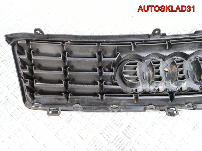 Решетка радиатора Audi A4 B6 8H0853653 Кабриолет