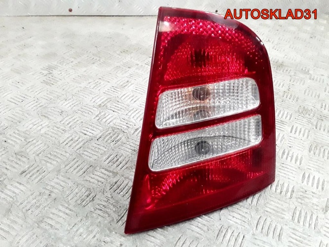 Фонарь задний правый Skoda Octavia A4 1U6945112