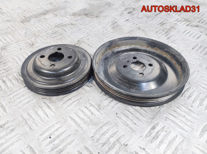 Шкив помпы Hyundai Elantra 4 2,0 G4GC Бензин