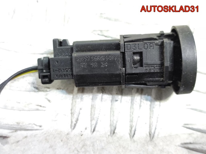 Кнопка открывания багажника Ford Fusion 1250899