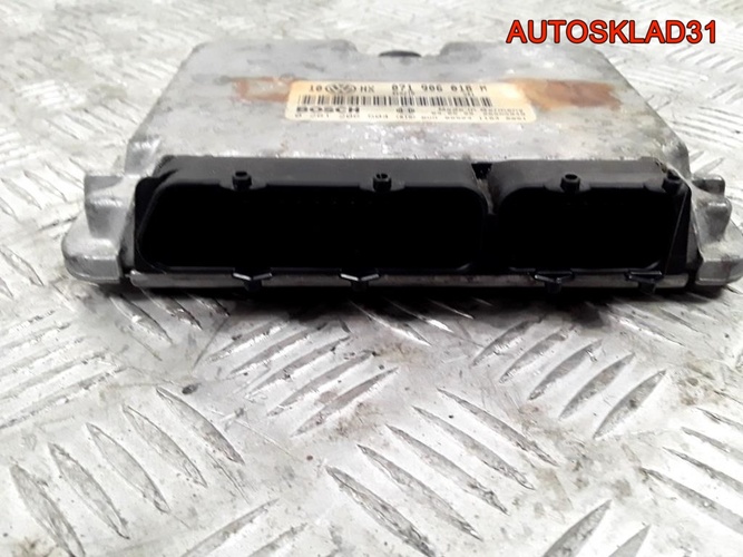 Блок эбу Volkswagen Passat B5 2,3 AGZ 071906018M
