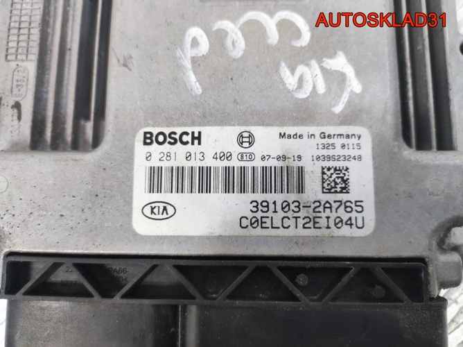 Блок ЭБУ Kia Ceed ED 391032A765 Дизель