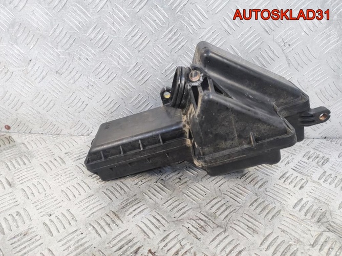 Резонатор Mitsubishi Carisma DA 1.8 4G93 MD349591