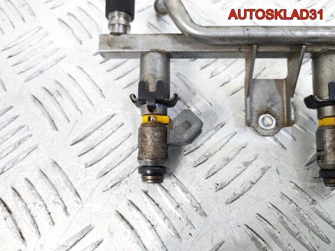 Рейка топливная Fiat Stilo 1.6 Z16XEP 55354612