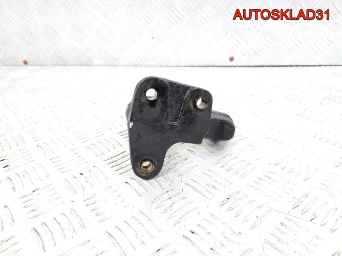 Кронштейн промежуточного вала Volvo V40 F9Q 613675