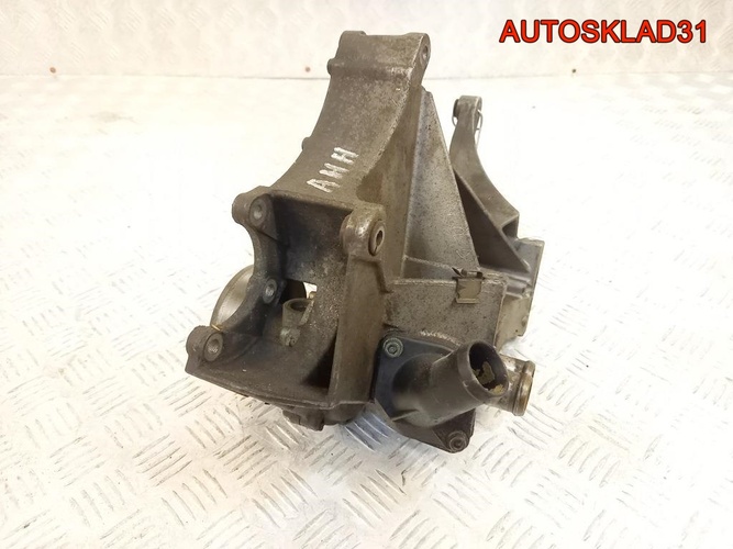 Кронштейн генератора Audi A4 B5 028903143AF