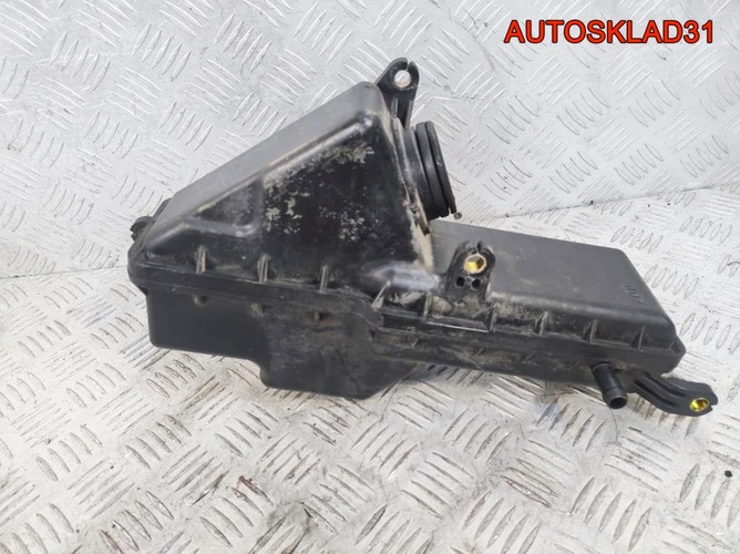 Резонатор Mitsubishi Carisma DA 1.8 4G93 MD349591