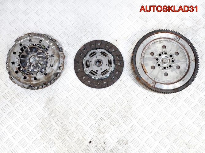 Маховик в сборе со сцеплением Audi A6 C5 415014510