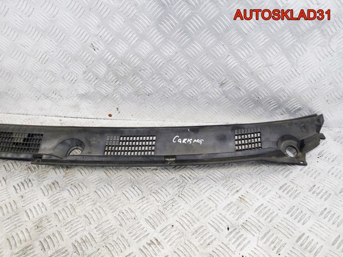 Решетка стеклоочистителя Mitsubishi Carisma DA MB944695