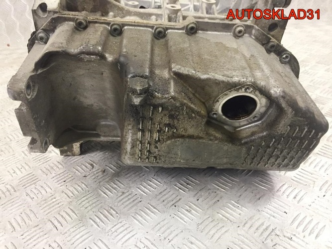 Блок двигателя Volkswagen Golf 5 BLP 03C103019G