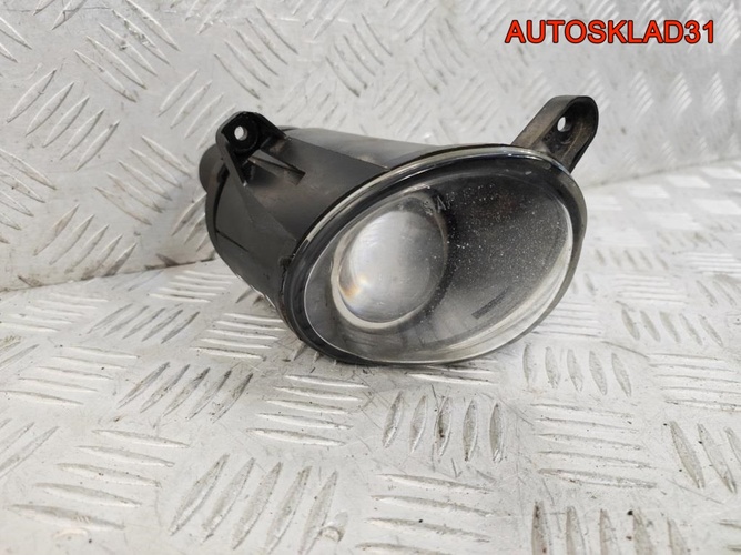 Фара противотуманная прав VW Passat B5 3B7941700A