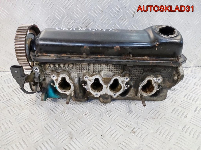 Головка блока Volkswagen Golf 4 1,6 AKL 06B103373A