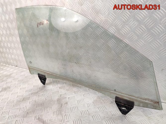 Стекло двери передней правой Audi A4 B6 8E0845022D
