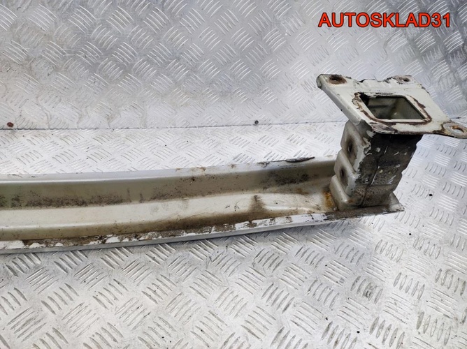 Усилитель заднего бампера Skoda Rapid 5JJ807305