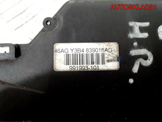 Замок двери задней правой VW Polo 9N 3B4839016AG