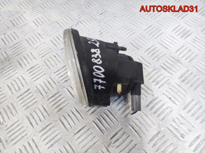 Фара противотуманная R Renault Kangoo 1 7700838256