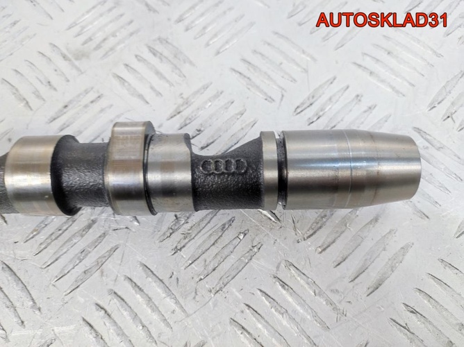 Распредвал впускной Audi A6 C5 AKE 059109021BP