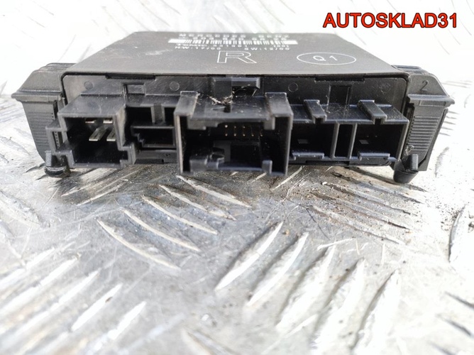 Блок комфорта з/п двери Mercedes W203 A2038206626