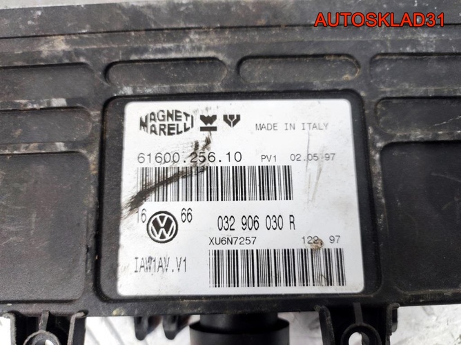 Блок ЭБУ Vоlkswаgen Gоlf 3 1,6 AEE 032906030R
