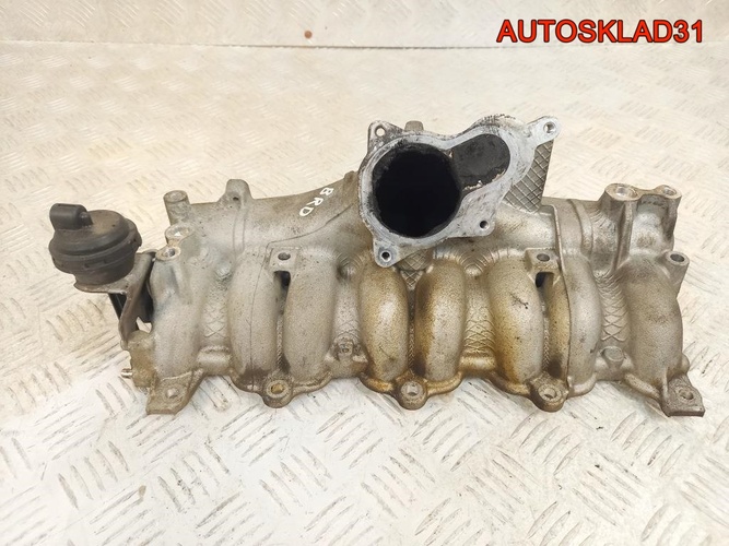 Коллектор впускной Audi A4 B7 2,0 BRD 03G129713H