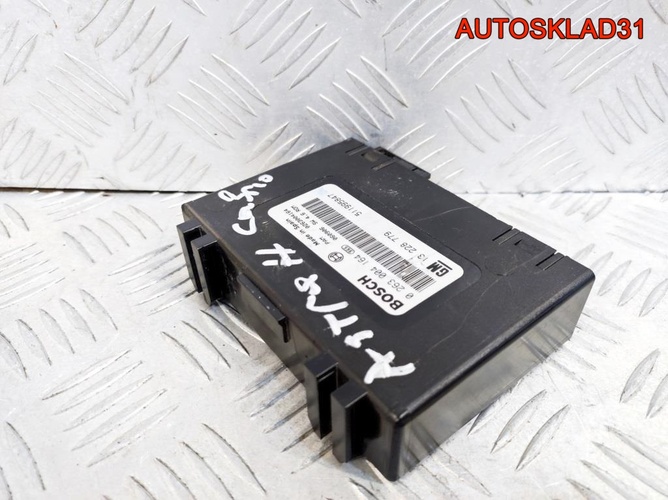Блок парктроников Opel Astra H 13228779 Cabrio