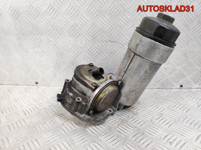 Корпус масляного фильтра Audi A6 C5 AKE 059115405G