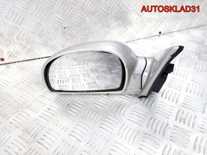 Зеркало левое Hyundai Accent 2 8761025760