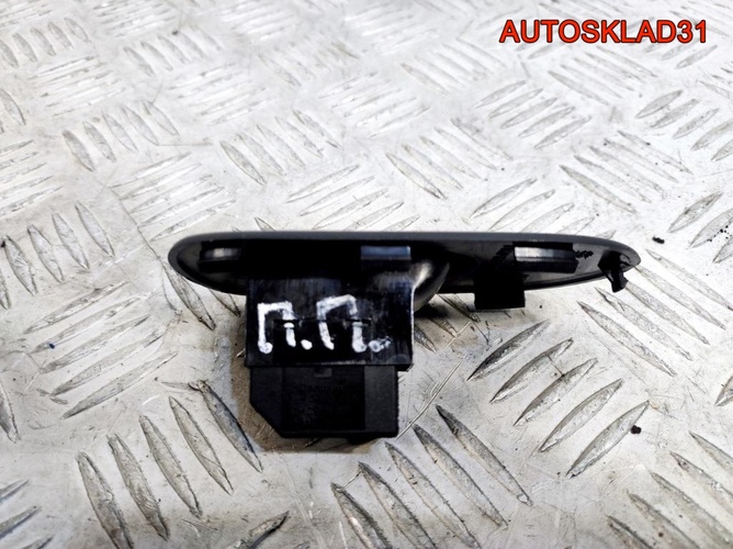 Кнопка стеклоподъемника Seat Leon 1M1 1M0959855