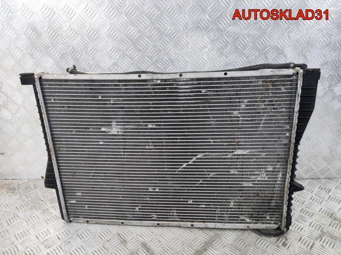 Радиатор основной BMW E38 3,5 Бензин 17111436061 