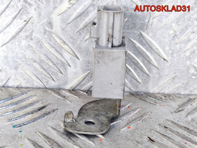 Конденсатор Toyota Corolla E15 1,6 1ZR 9098004196