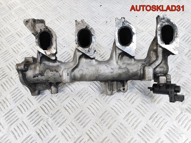Коллектор впускной Renault Megane 2 F9Q 8200780072