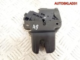 Замок багажника Audi A8 D3 4F5827505С Седан (Изображение 1)