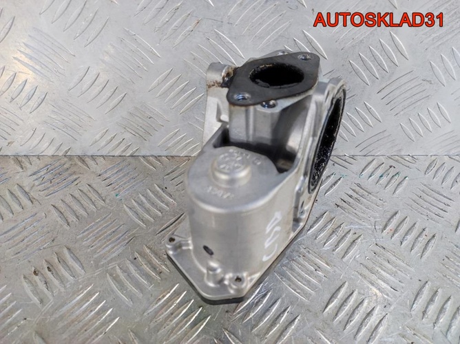 Клапан EGR VW Passat B6 2,0 CBA 03L131501K Дизель