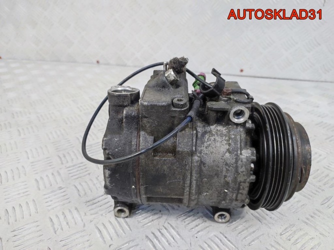 Компрессор кондиционера Audi A6 C5 4B0260805C