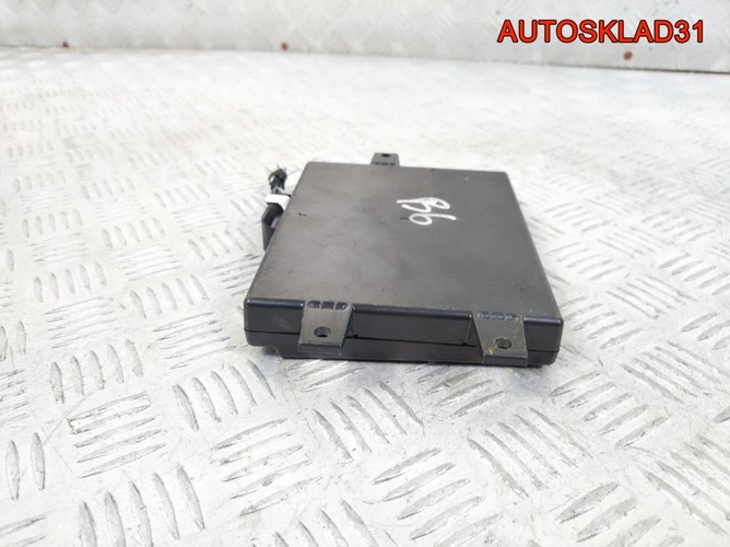 Блок управления Bluetooth VW Passat B6 1K8035730