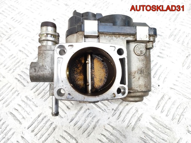 Заслонка дроссельная Opel Astra H Z16XEP 55559227