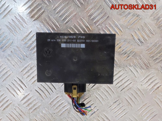 Блок комфорта Volkswаgеn Golf 4 1C0959799