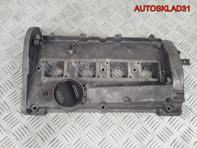 Крышка головки блока клапанная Audi A4 B5 AEB