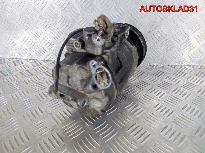 Компрессор кондиционера Audi A6 C5 8D0260805J