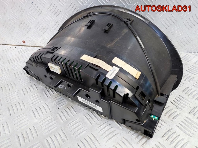 Панель приборов Mercedes W203 A2035404947 Дизель